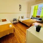 Luxury Ideal For Tourists, Ideal To Visit Lisbon! Albergue *
