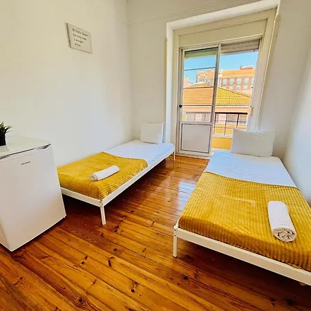 Hostel Luxury Ideal For Tourists, Ideal To Visit Lisbon! *
