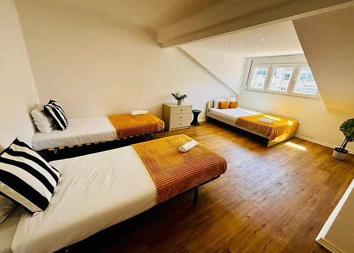 Vandrarhem Luxury Ideal For Tourists, Ideal To Visit Lisbon! *