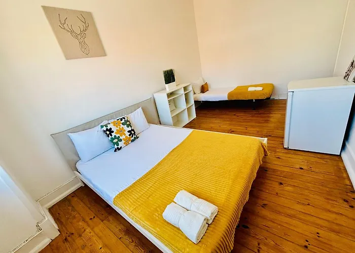 Vandrarhem Luxury Ideal For Tourists, Ideal To Visit Lisbon!